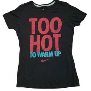 Nike Womens Slim Fit Short Sleeve Shirt